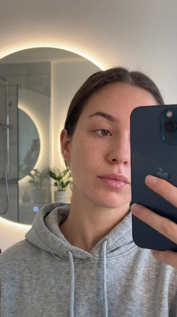 AI-generated mirror selfie demonstrating smartphone camera aesthetic for influencer content